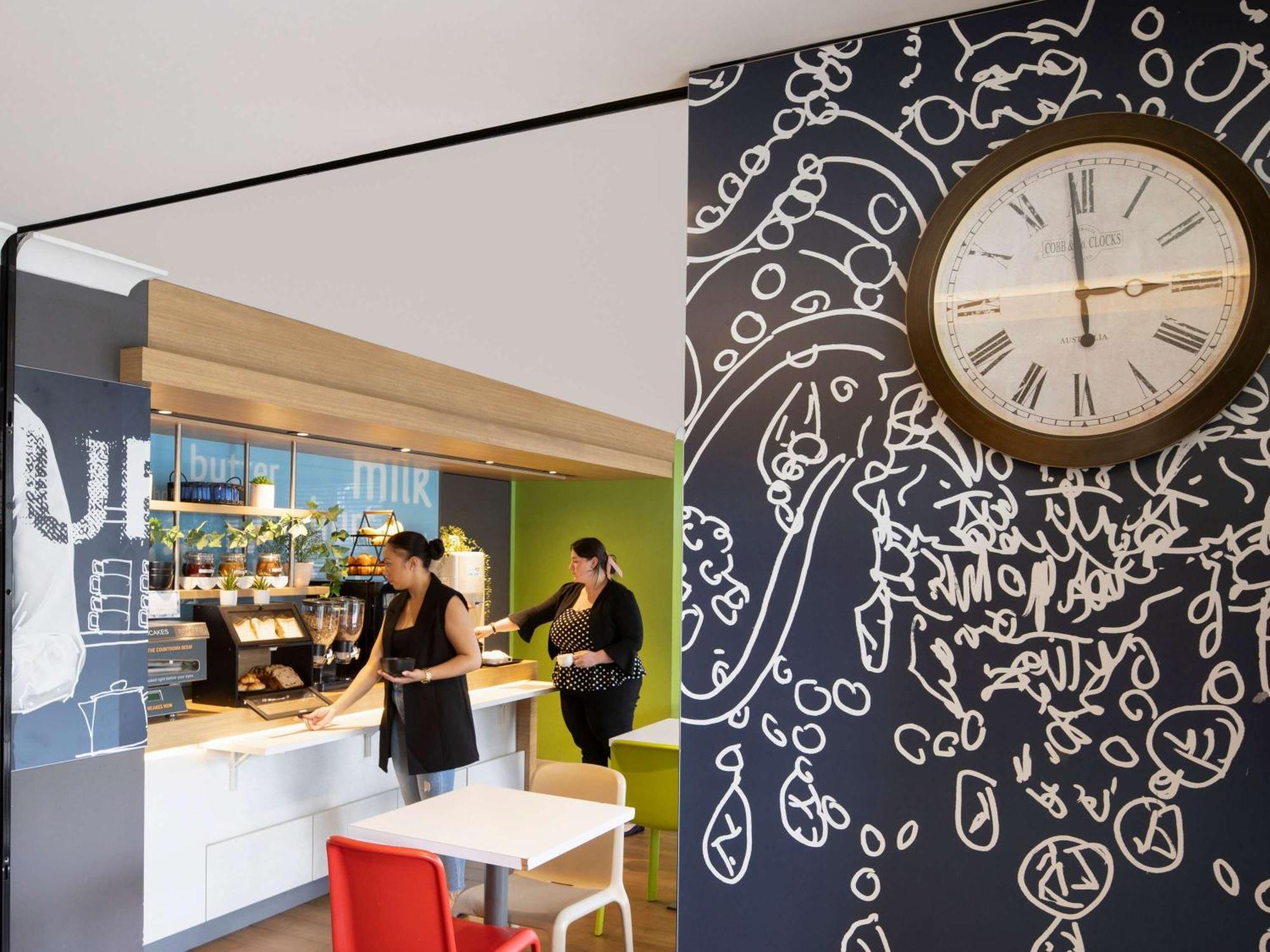 Ibis Budget - Casula Liverpool Extérieur photo