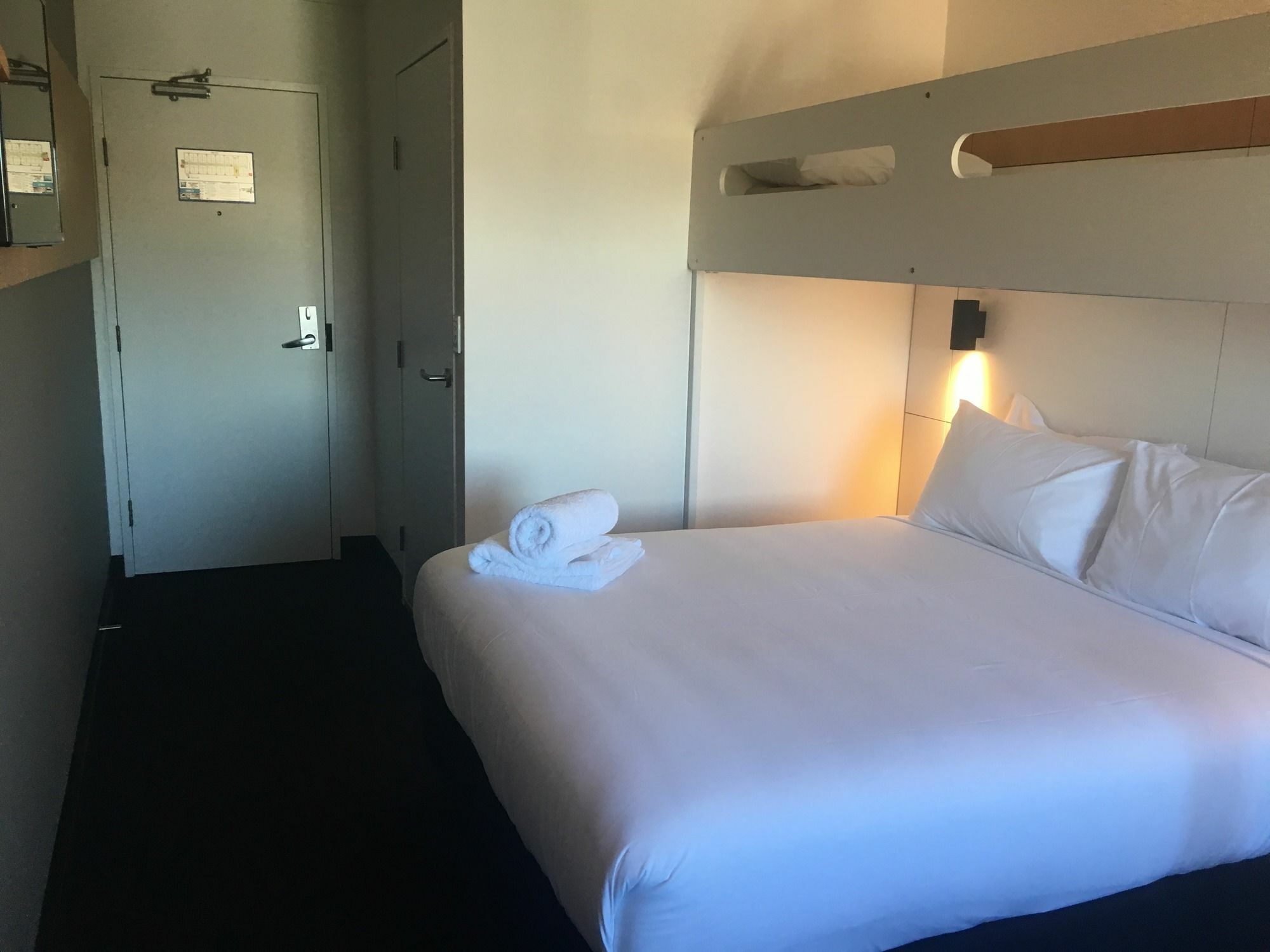 Ibis Budget - Casula Liverpool Extérieur photo