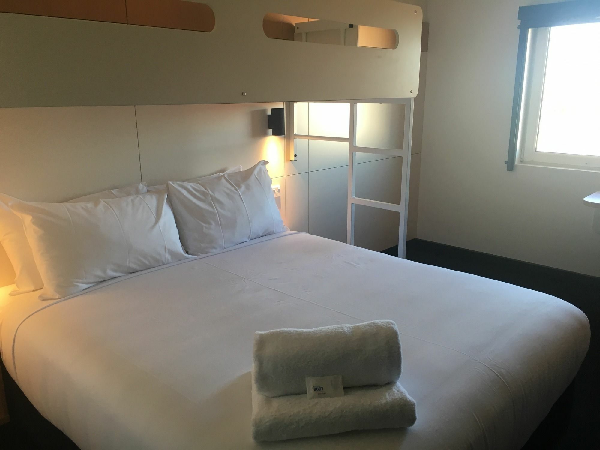 Ibis Budget - Casula Liverpool Extérieur photo