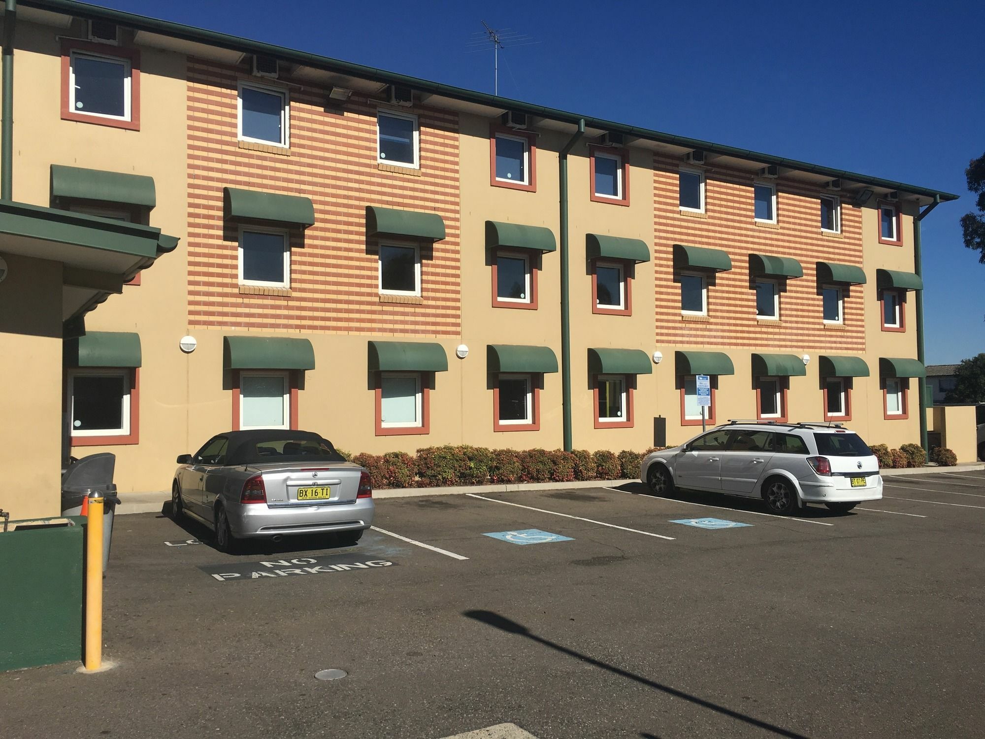 Ibis Budget - Casula Liverpool Extérieur photo